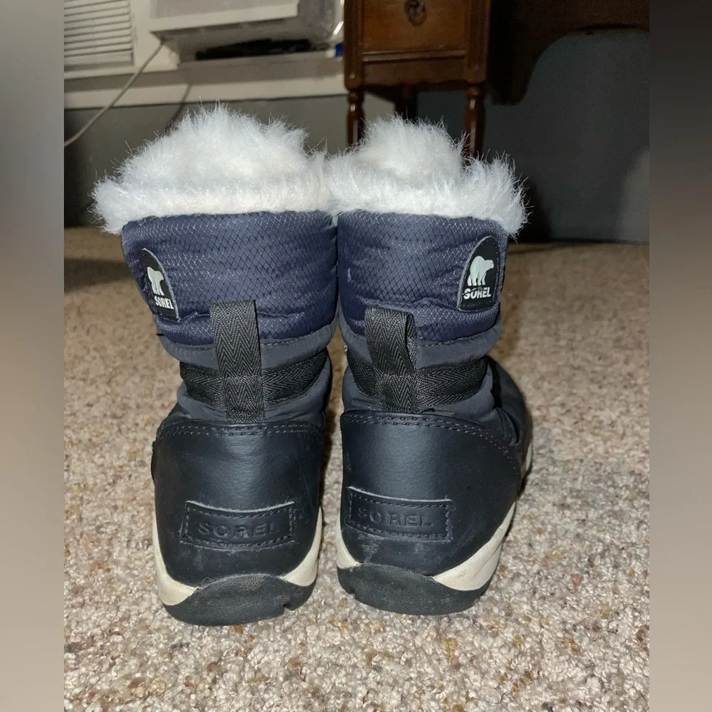 Sorel used waterproof
